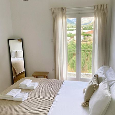 Thassa Beach Apartment No6 Leonídion エクステリア 写真