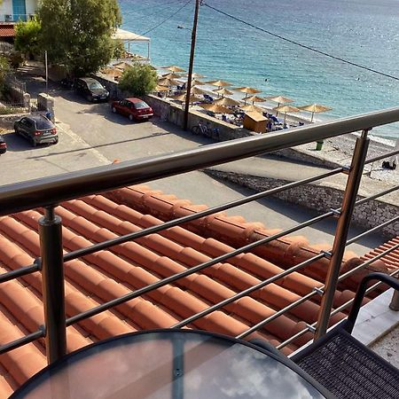 Thassa Beach Apartment No6 Leonídion エクステリア 写真